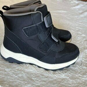 All Motion Boys Arrow Hiker Winter Boots size 2